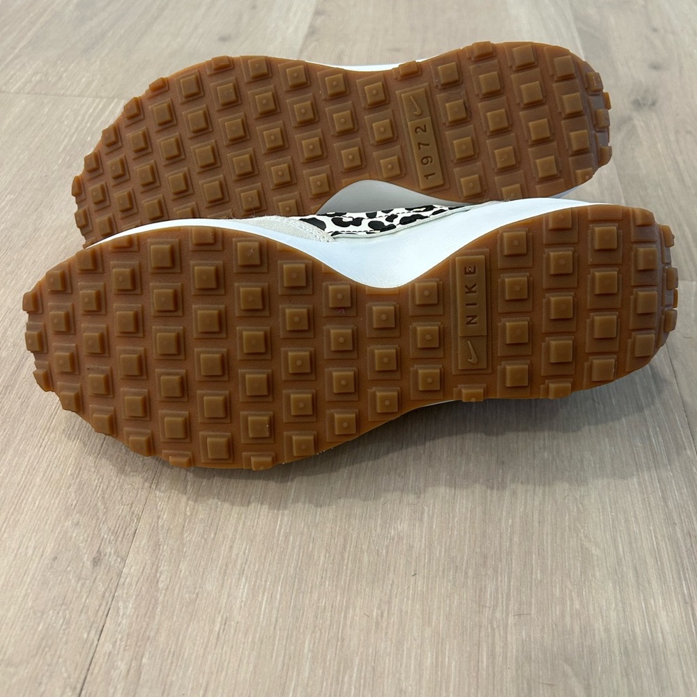 Nike White and Orange Athletic Waffle Shoes - Picture 7 of 7